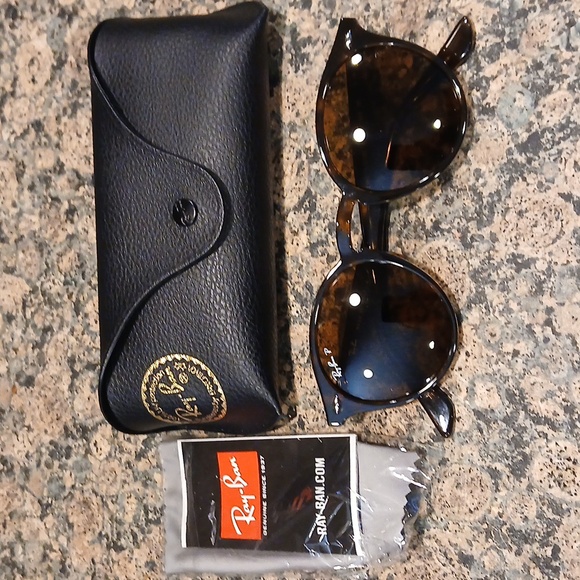 NWT Ray-Ban Havana Collection RB2180 - Picture 3 of 8
